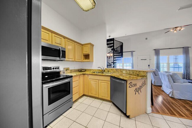 Building Photo - Fully furnished 3-Bedroom in The Plaza of Destin