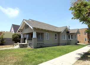Building Photo - 1545 4th St