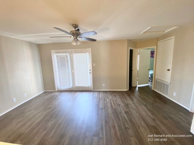 Building Photo - Available July 6: Very Clean, Well Maintai...