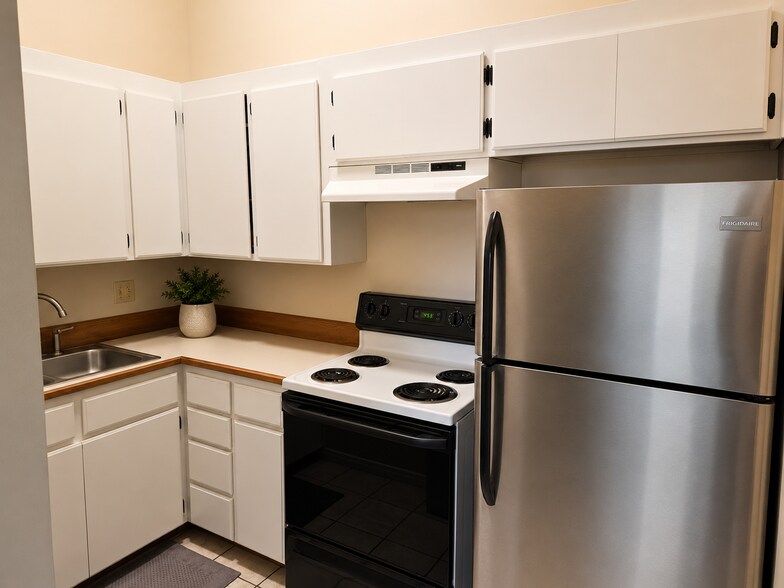 Kitchen - 2971 Mumbarto Ave
