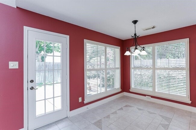 Building Photo - 16307 Cobble Springs Ct