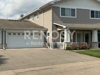 Building Photo - 982 Crossing Way