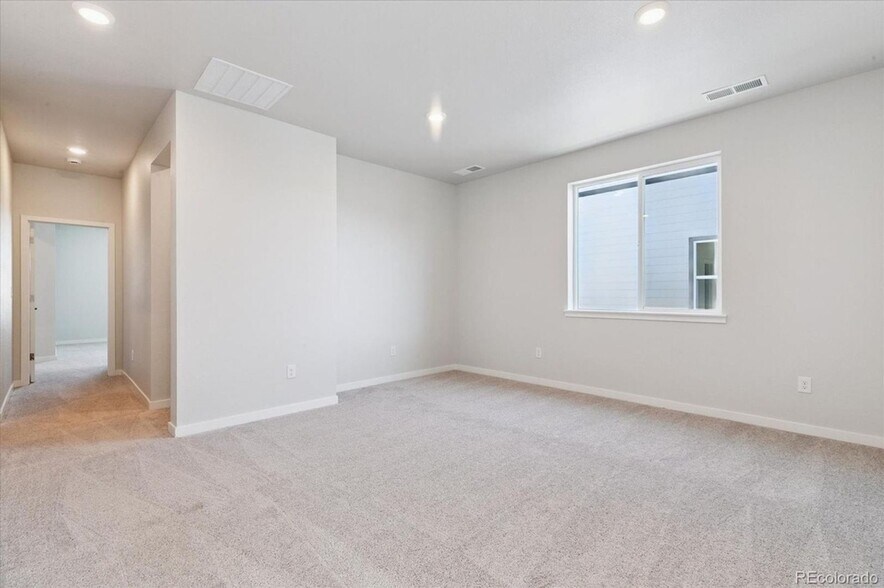 Building Photo - 13829 Deertrack Ln