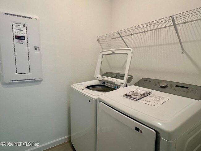 Building Photo - 6923 Skinners Dairy Wy