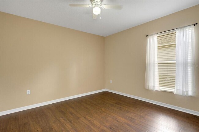 Building Photo - 654 Lake Clark Pl