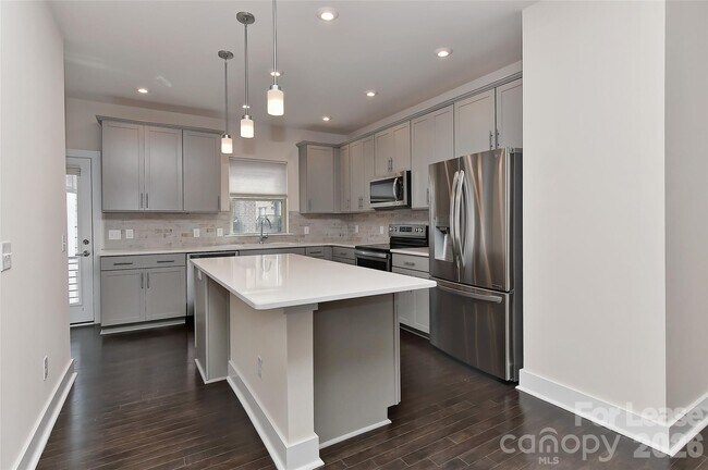 Building Photo - 13047 Tinton Ave