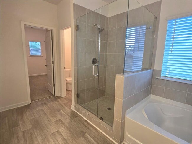 Building Photo - 5171 Woodland Rd