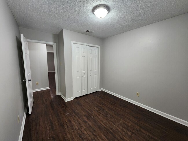 Building Photo - 4559 Quail Ridge Trail