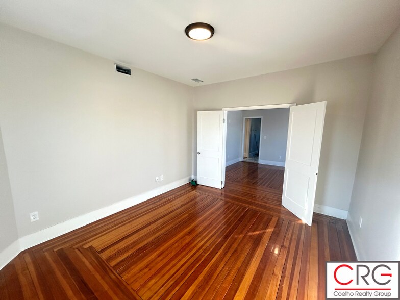 Building Photo - 79 3rd St