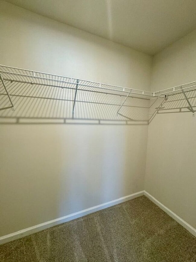 Building Photo - 3BR/2.5BA w/ Quartz Kitchen + Garage in North Charlotte