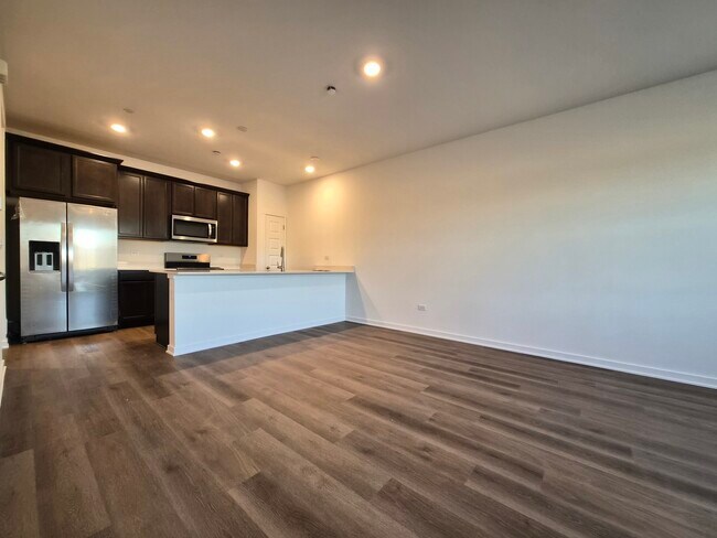 Building Photo - 2268 Barbera Dr