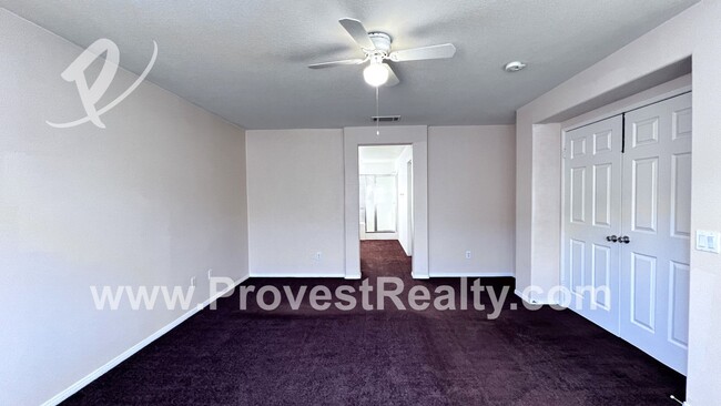 Building Photo - 4 Bed, 2.5 Bath Victorville Home!