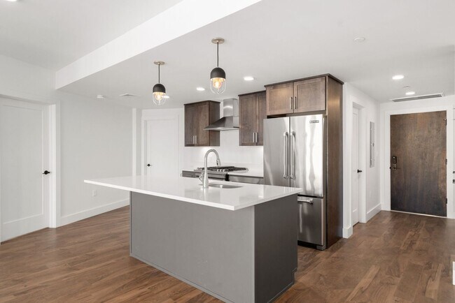 Building Photo - Boston Landing, NO FEE, Lux living, 3 bed/2bath, Central Air, Garage Parking, PET FRIENDLY!