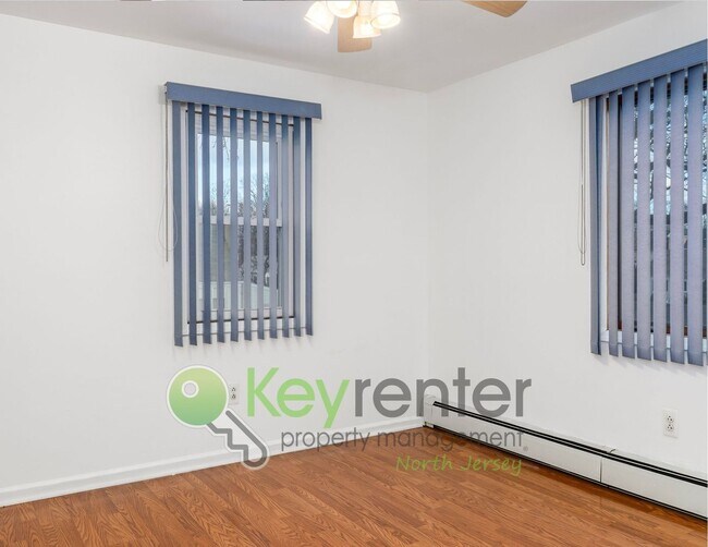 Building Photo - Spacious 2BR / 2.5BA Home with Huge Deck, Private Yard & Parking for 6