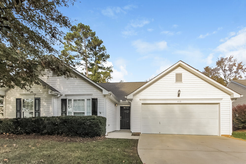 Building Photo - 460 Riverglen Dr NW