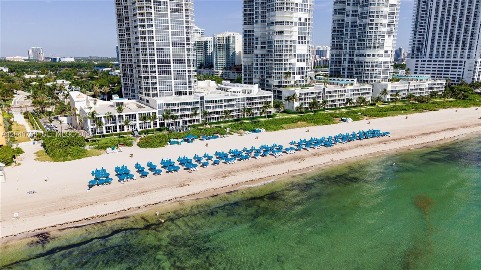 Building Photo - 16400 Collins Ave