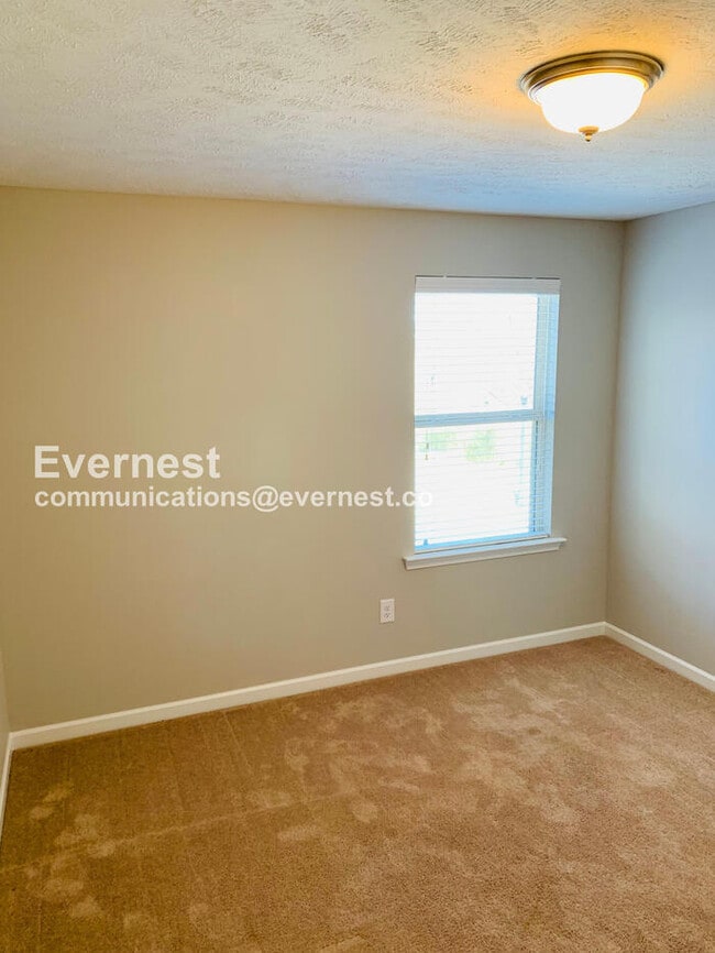 Building Photo - 4159 Saddlecreek Wy