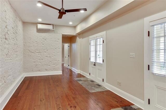 Building Photo - 1041 Ursulines Ave