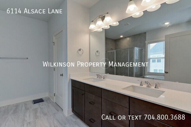 Building Photo - 6114 Alsace Ln