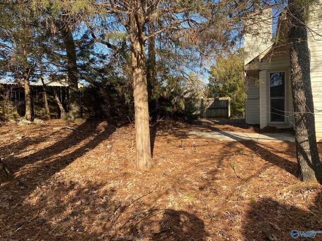 Building Photo - 1105 Sandy Springs Rd NW