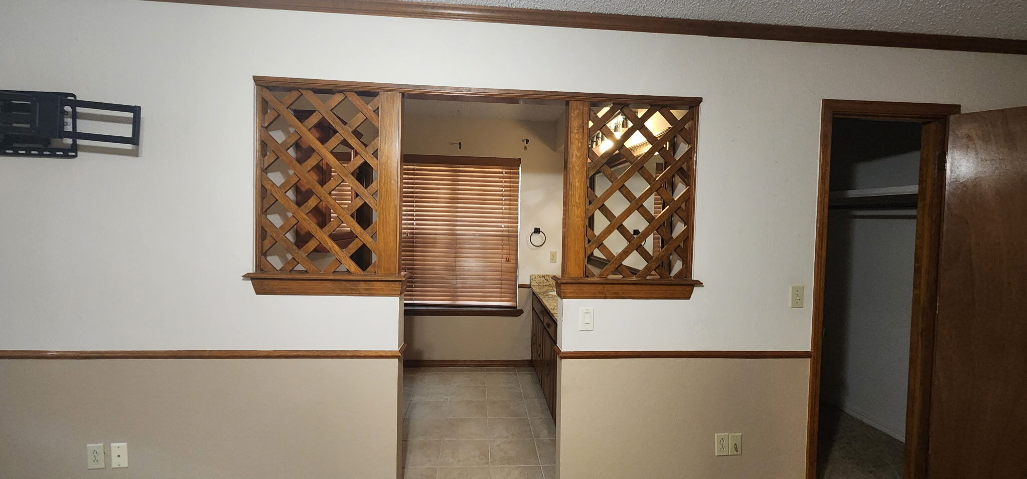 Master bath - 7805 Farrell Dr