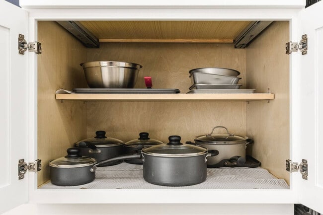 Building Photo - 1523 S East St