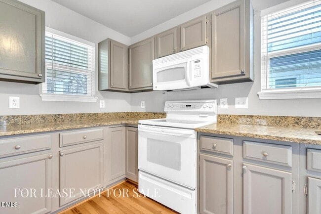 Building Photo - 312 Chavis Way