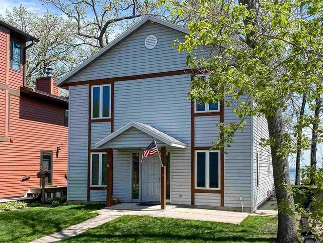 Building Photo - 2159 Middleton Beach Rd