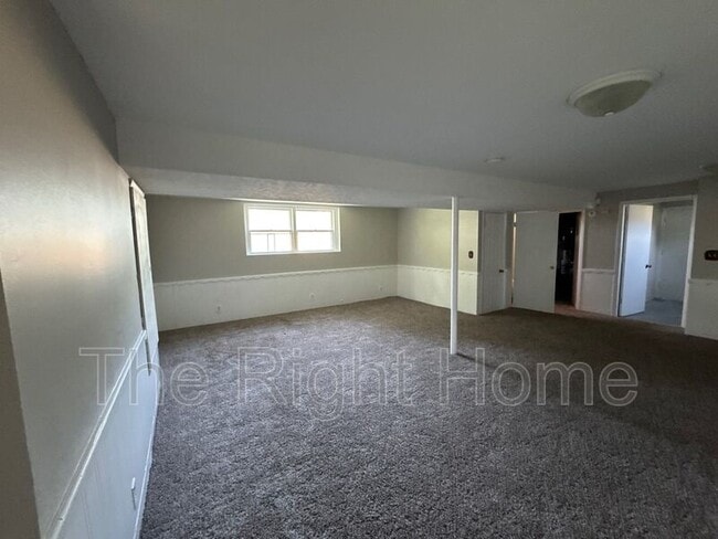 Building Photo - 4460 Shady Ln Cir