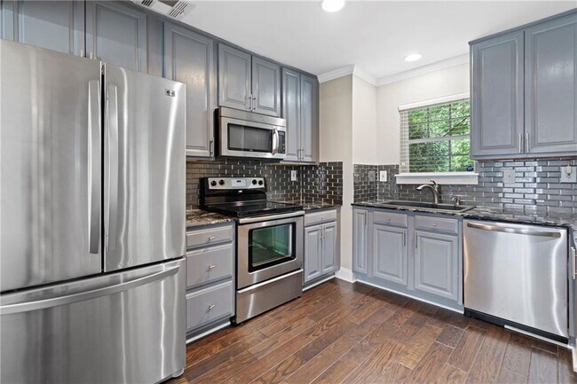 Building Photo - 1104 Masons Creek Cir