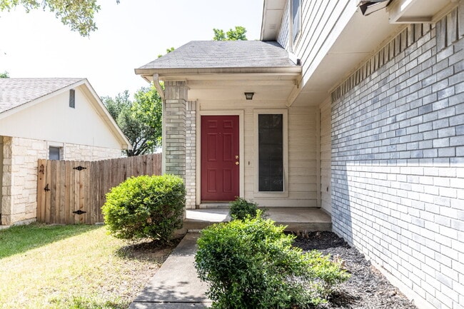 Building Photo - 2016 Buckley Ln