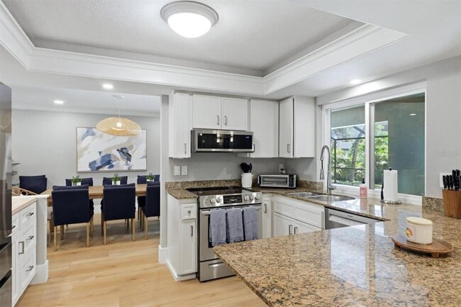 Building Photo - 5159 Oakmont Pl
