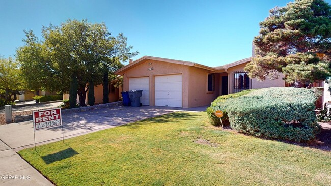 Building Photo - 6133 Sierra Valle Ln