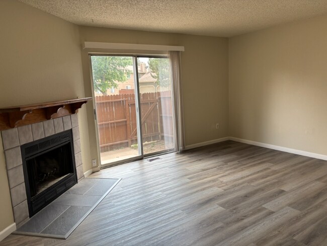 Building Photo - 4303 Hawks Lookout Ln