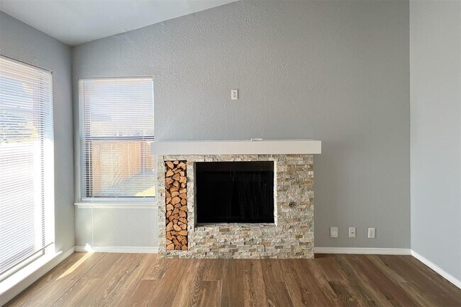 Building Photo - 1225 Sequoyah Pl