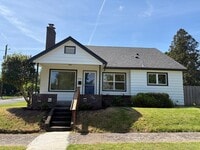 Building Photo - 3736 NE Jessup St