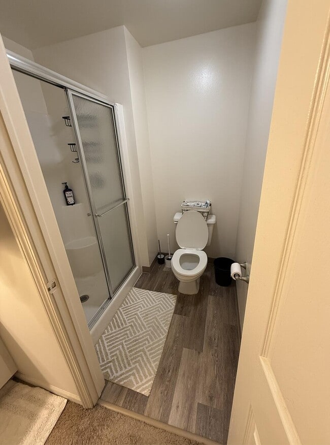 Building Photo - 272 Columbus Dr