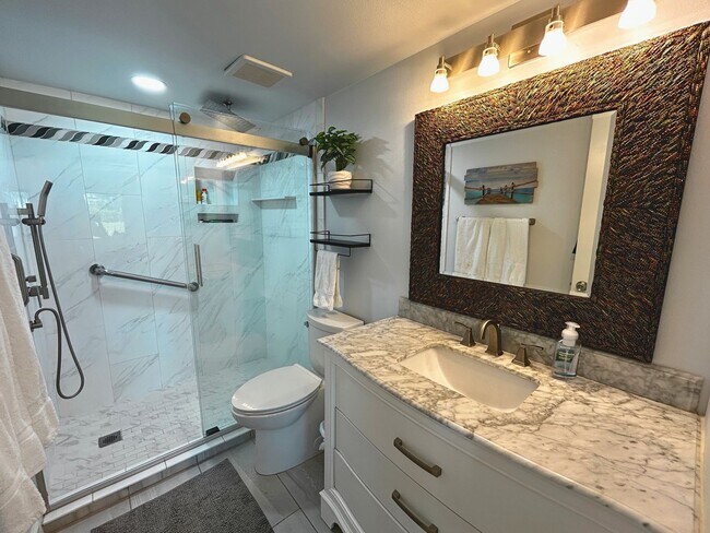 Building Photo - AVAILABLE MAY 4! Experience Resort Living at La Puerta del Sol: Stunning Golf Course Views, Moder...