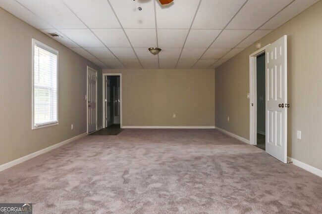 Building Photo - 144 Leguin Forest Dr