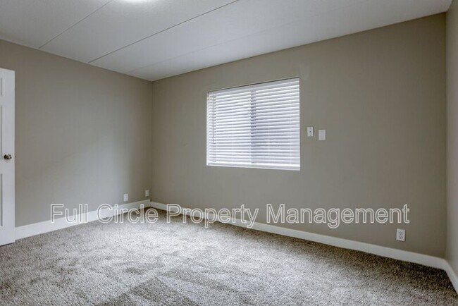 Building Photo - 1640 N 56th St