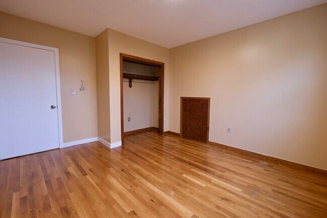 Building Photo - 26 Cleveland St