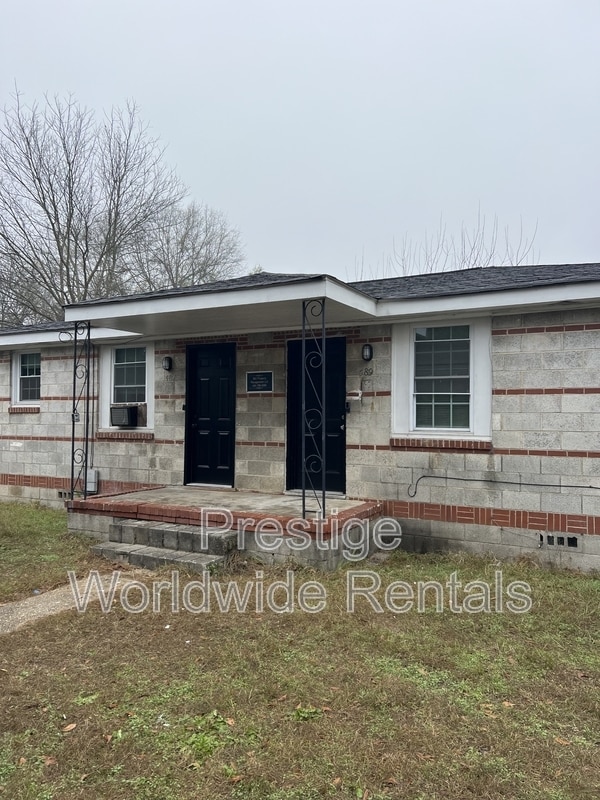 Building Photo - 495 Mellon St