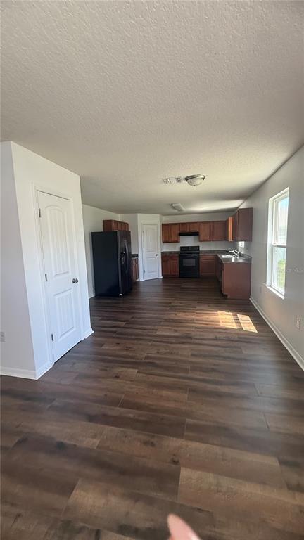 Building Photo - 15 Renshaw Dr