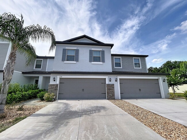 Building Photo - 1618 Roseville St