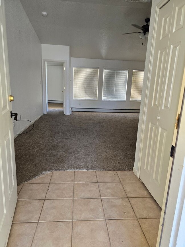 Building Photo - Nestled 3 bedroom, 2 bathroom in Fruitvale area