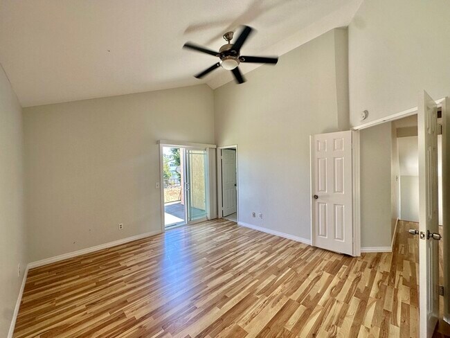 Building Photo - Spacious Updated Home In Desirable 92029 I...