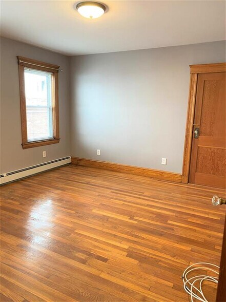 Building Photo - 270 Harvard St