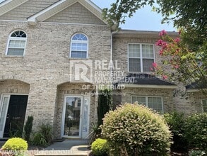 Building Photo - 2409 Autumn Mist Dr