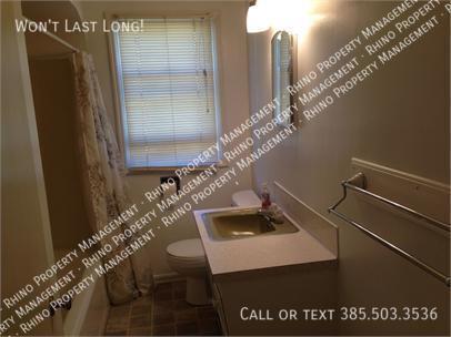 Building Photo - 4 Bedroom/2 Bathroom Home in West Jordan