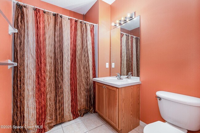 Building Photo - 400 Trotter Ln